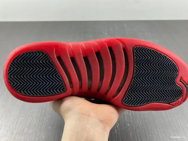 Rep Jordan Game (2016) Flu 130690-002 Retro 12 0515